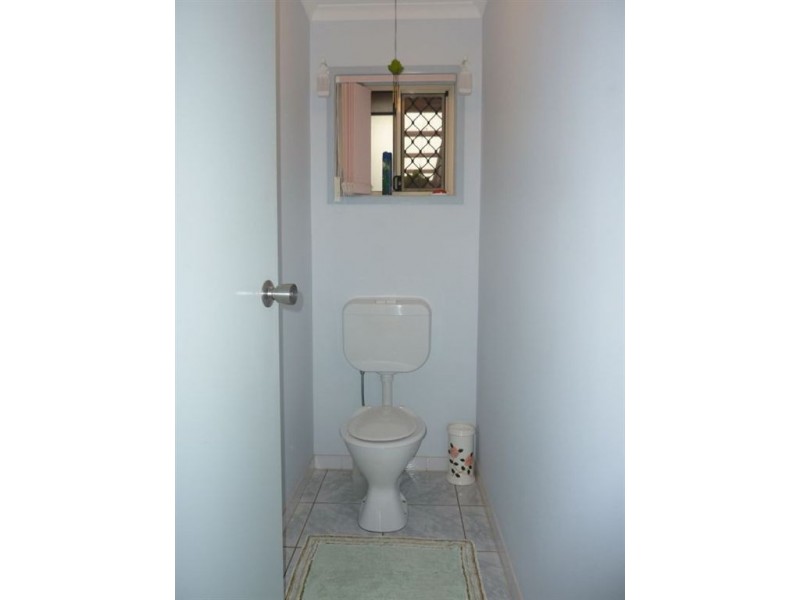 32 Jacaranda Ave, Tinana QLD 4650