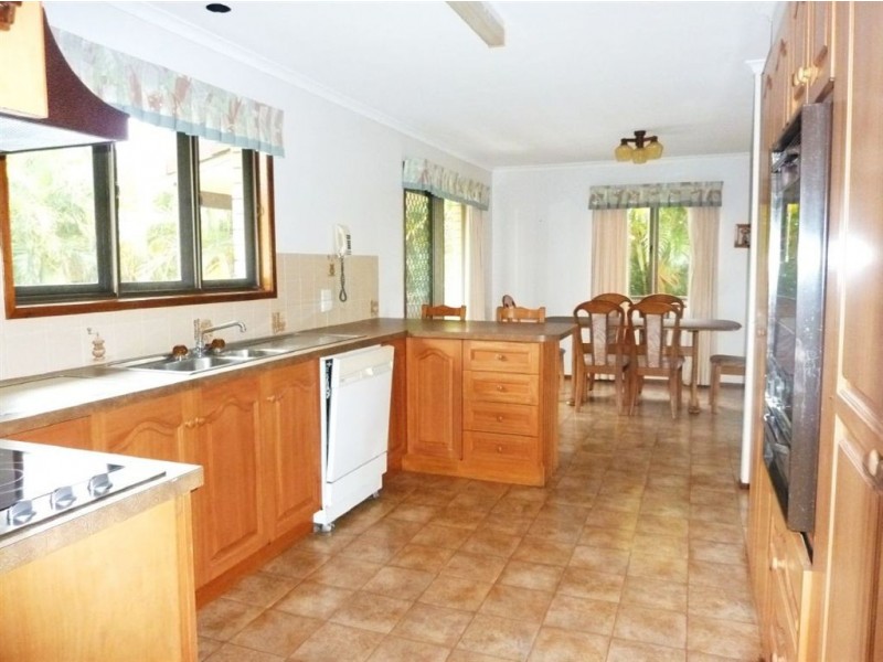 5 Sheldon Drive, Maryborough QLD 4650