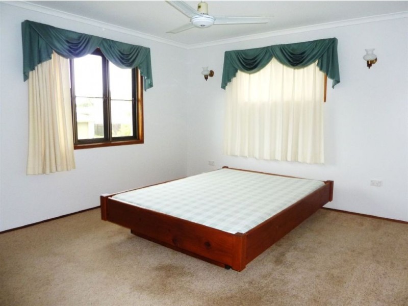 5 Sheldon Drive, Maryborough QLD 4650