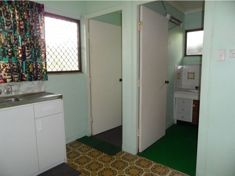 86 Old Bruce Highway, Howard QLD 4659