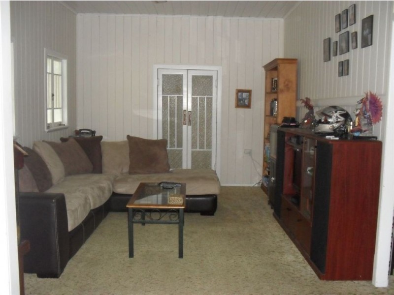 6 Saltwater Creek Road, Maryborough QLD 4650