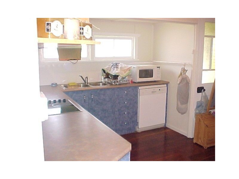 16 Thomas Street, Maryborough QLD 4650