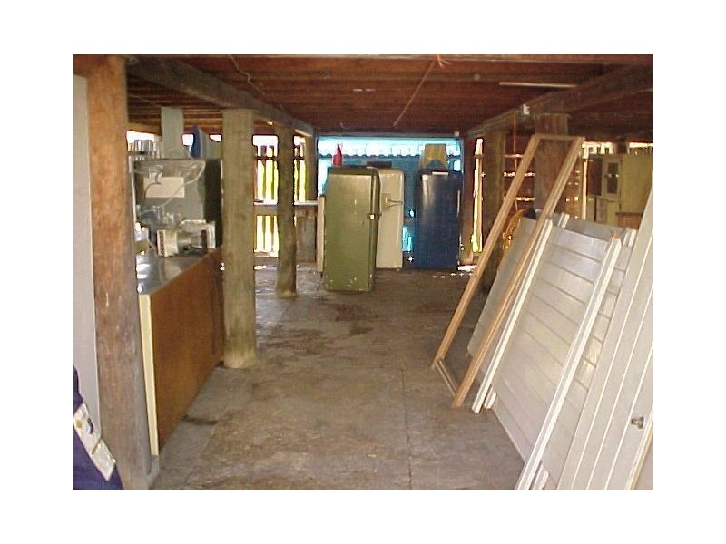 16 Thomas Street, Maryborough QLD 4650