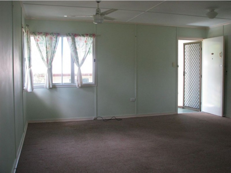 37 Smith Street, Maryborough QLD 4650