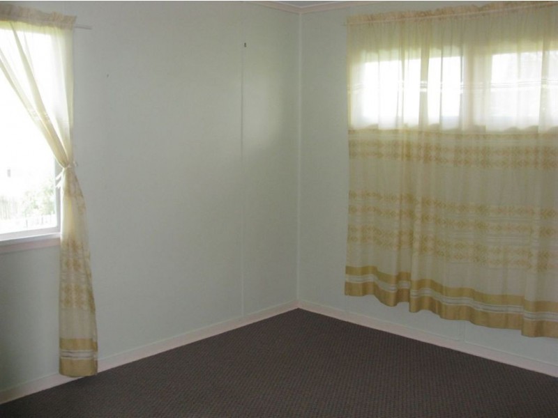 37 Smith Street, Maryborough QLD 4650