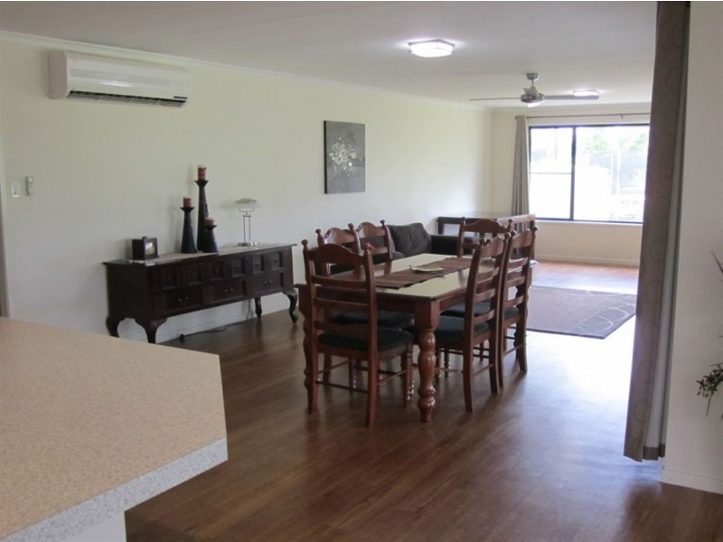 27 Cathryn Close, Oakhurst, Maryborough QLD 4650