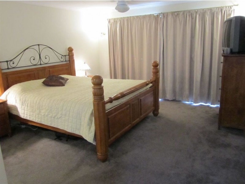 27 Cathryn Close, Oakhurst, Maryborough QLD 4650