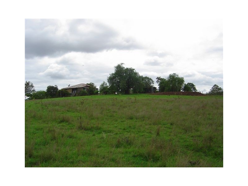 90 Glenbar Road, Brooweena QLD 4620