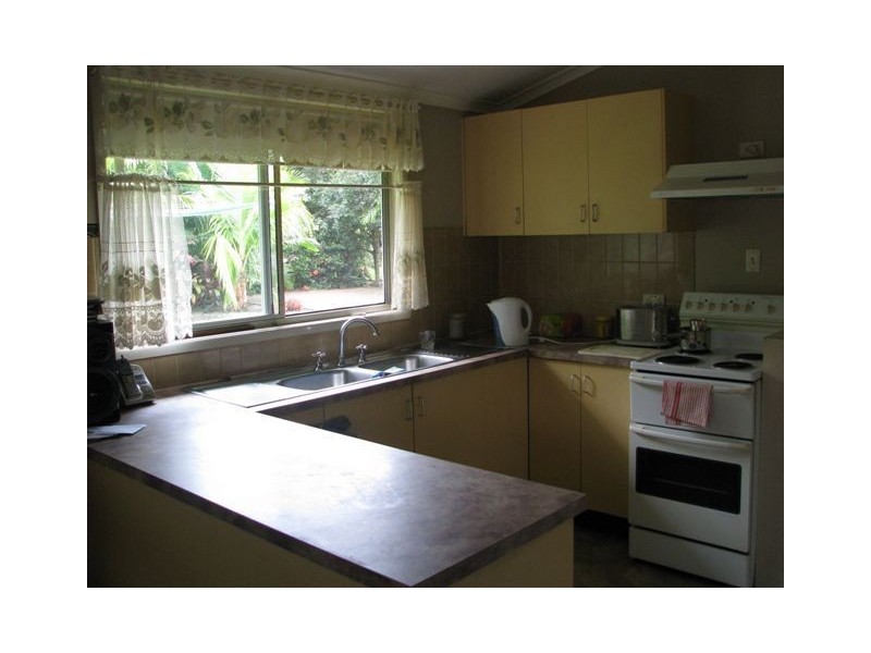 7 Stuart Court, Granville QLD 4650