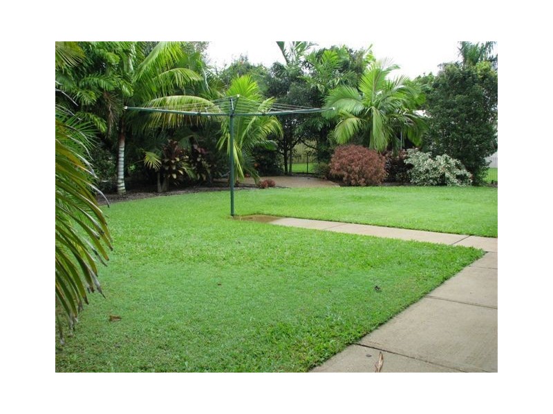 7 Stuart Court, Granville QLD 4650