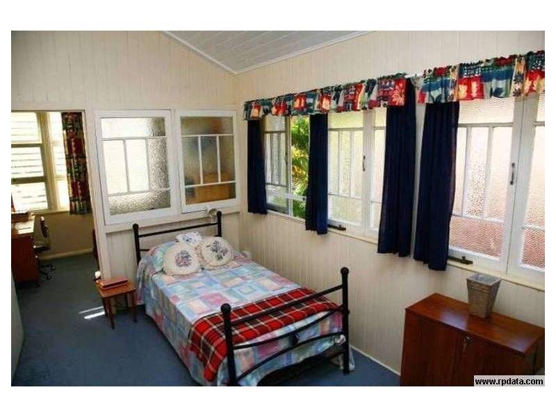 34 North Street, Maryborough QLD 4650