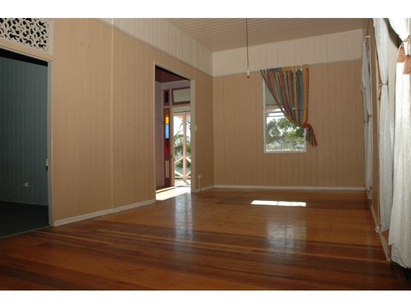 173 Tooley Street, Maryborough QLD 4650