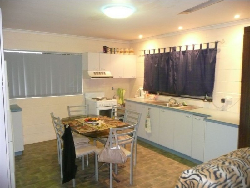 6 Gee Street, Tiaro QLD 4650
