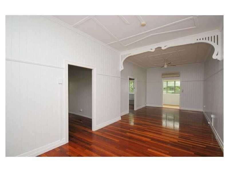 3 Meredith Street, Maryborough QLD 4650