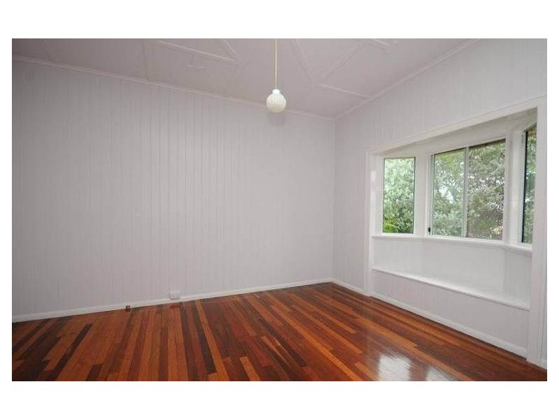 3 Meredith Street, Maryborough QLD 4650