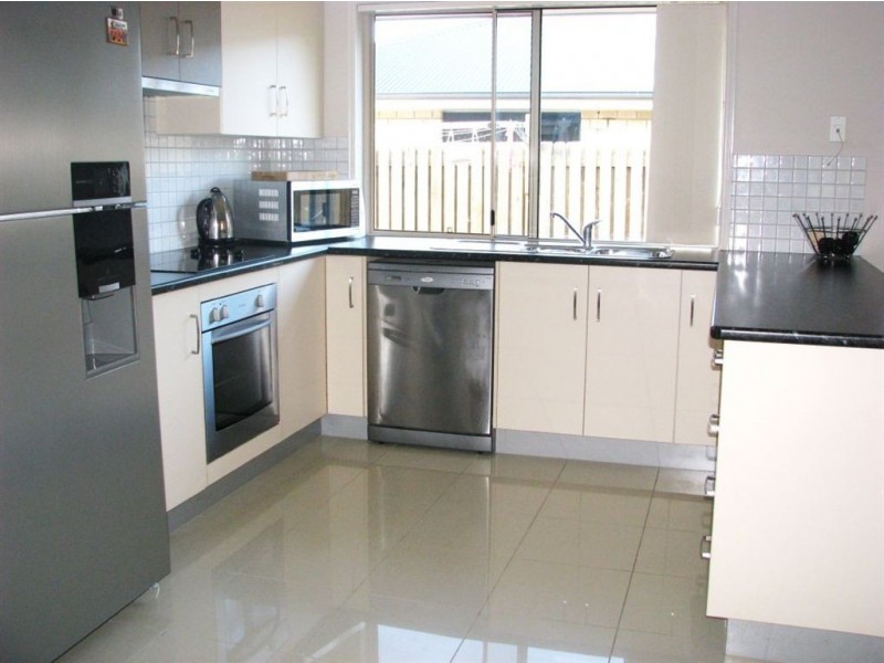 5 Cheyne Circuit, Tinana QLD 4650