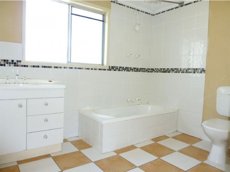 10 Diana Street, Maryborough QLD 4650