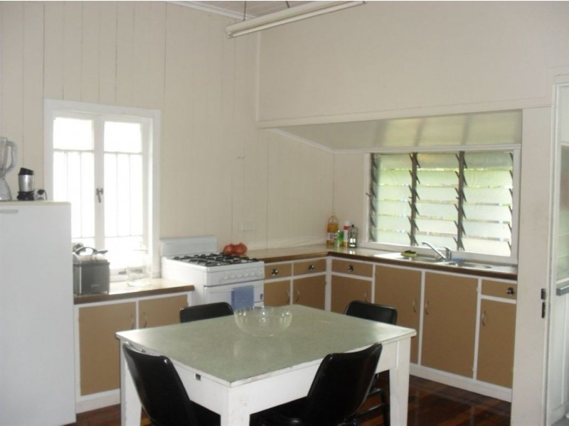 6 Saltwater Creek Road, Maryborough QLD 4650