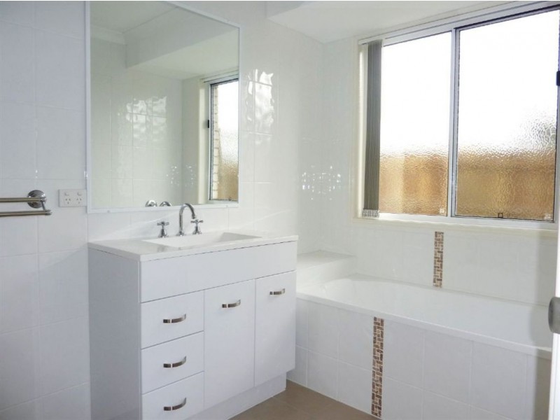 2 Lawman Street, Tinana QLD 4650