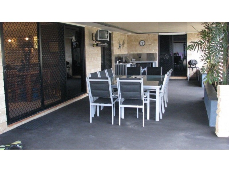 189 Showgrounds Road, Oakhurst QLD 4650