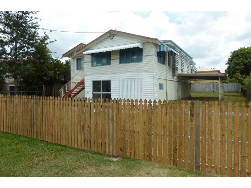 12 Smith Street, Maryborough QLD 4650