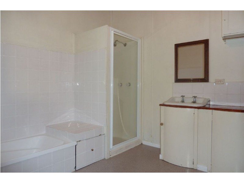 43 Rocky Street, Maryborough QLD 4650