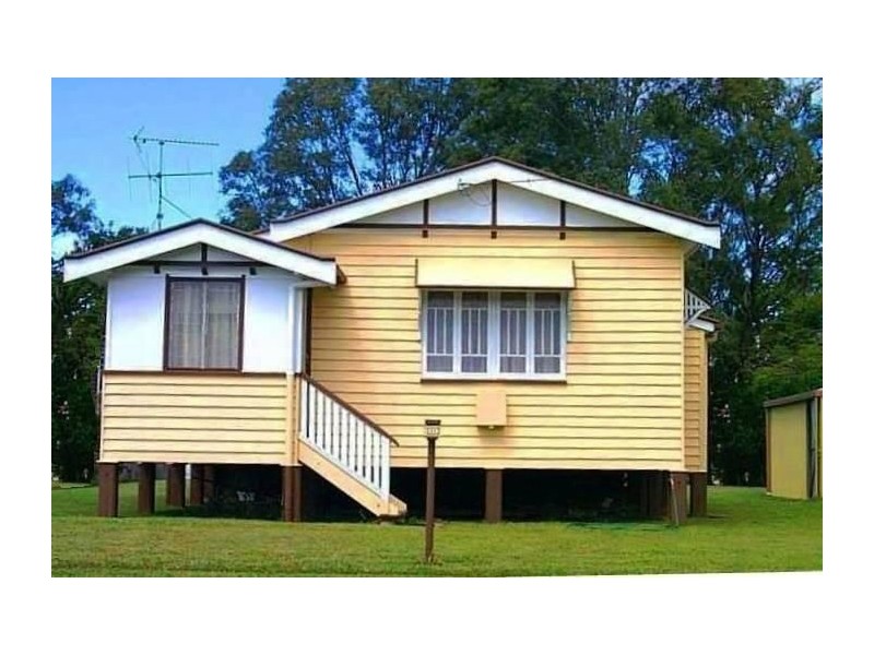 11 Puller Street, Granville QLD 4650