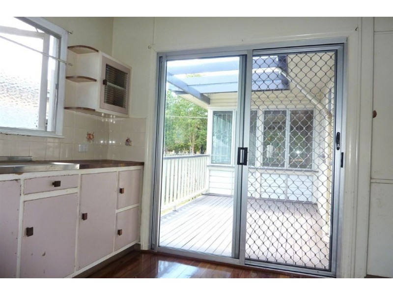128 Ferry Street, Maryborough QLD 4650