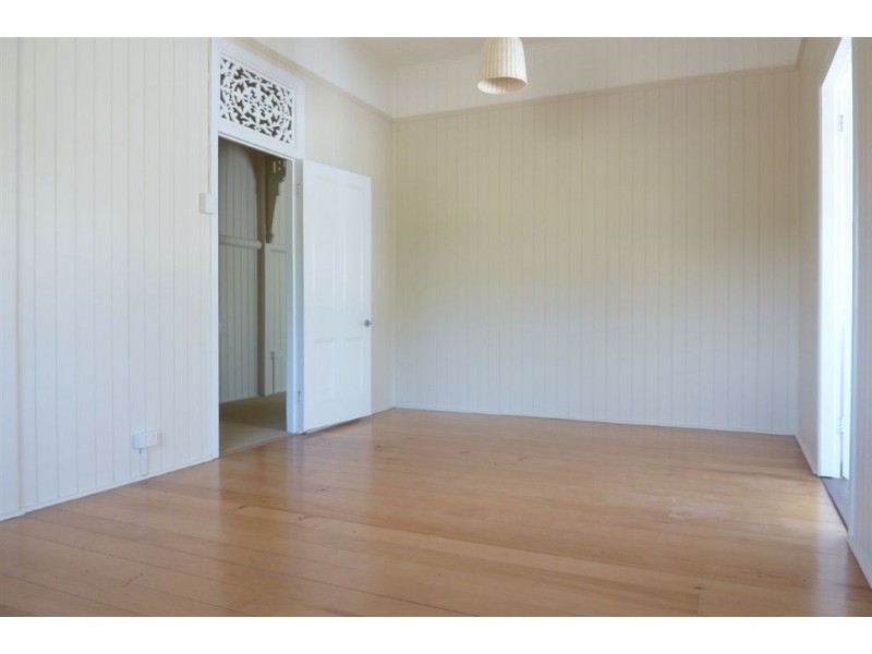 268 John Street, Maryborough QLD 4650