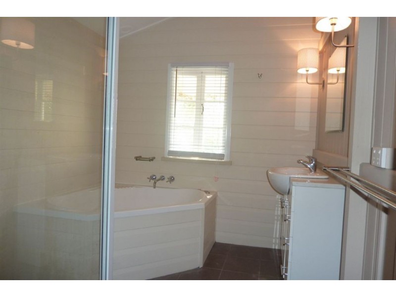 268 John Street, Maryborough QLD 4650