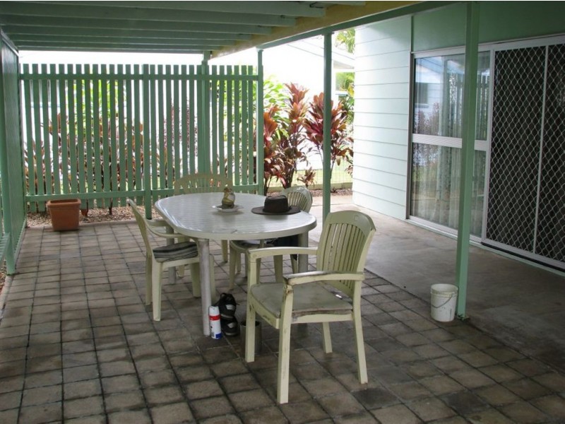 7 Stuart Court, Granville QLD 4650