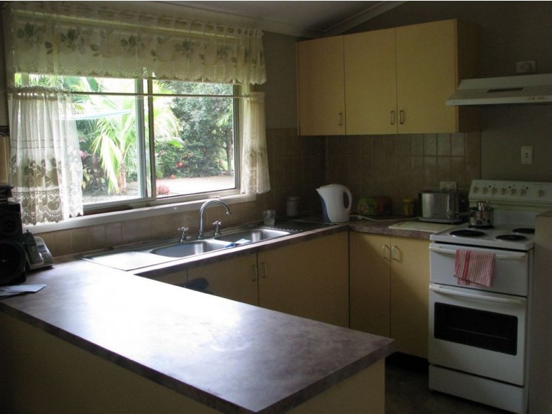 7 Stuart Court, Granville QLD 4650