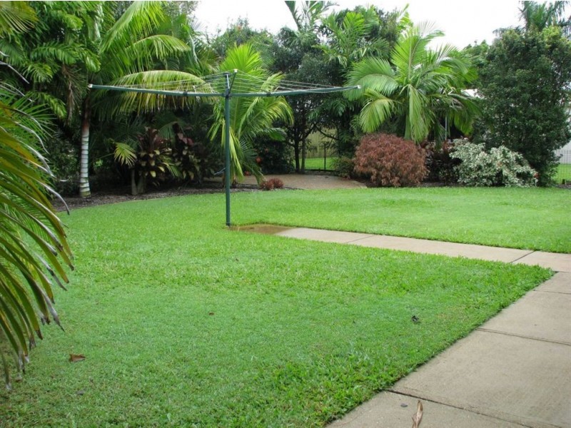 7 Stuart Court, Granville QLD 4650