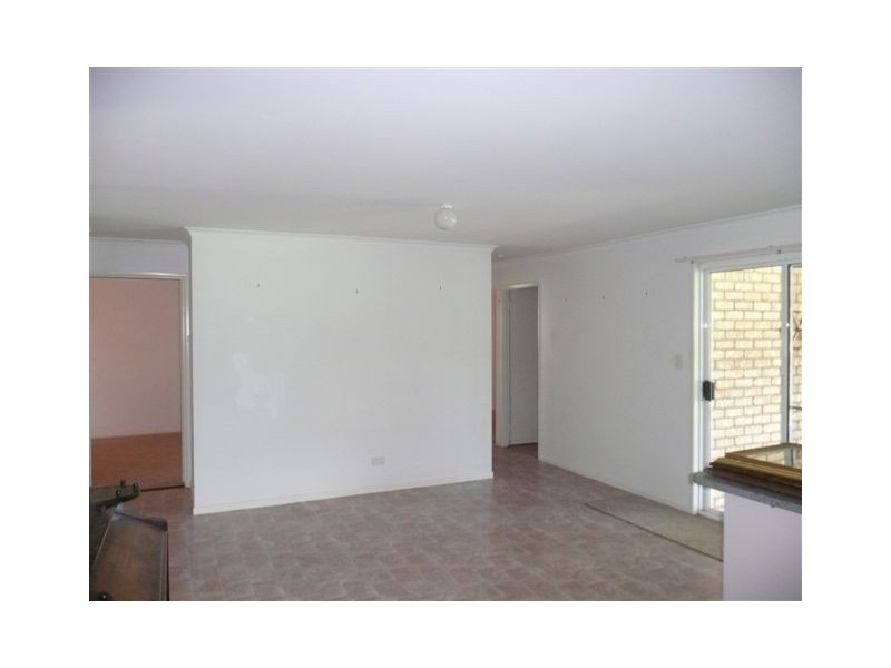 42 Loretto Drive, Oakhurst QLD 4650