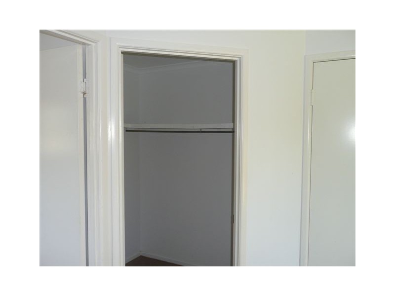 42 Loretto Drive, Oakhurst QLD 4650