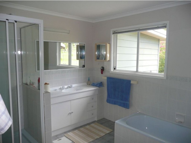 Owanyilla QLD 4650