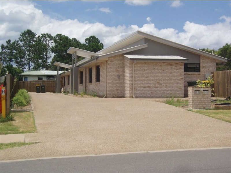 2/12 Cheyne Circuit, Tinana QLD 4650