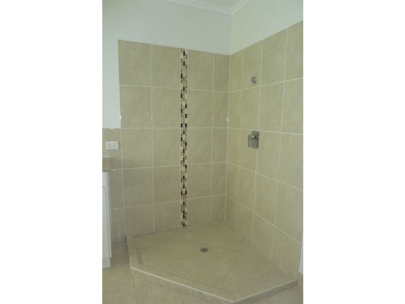 76 Steindl Street, Granville QLD 4650