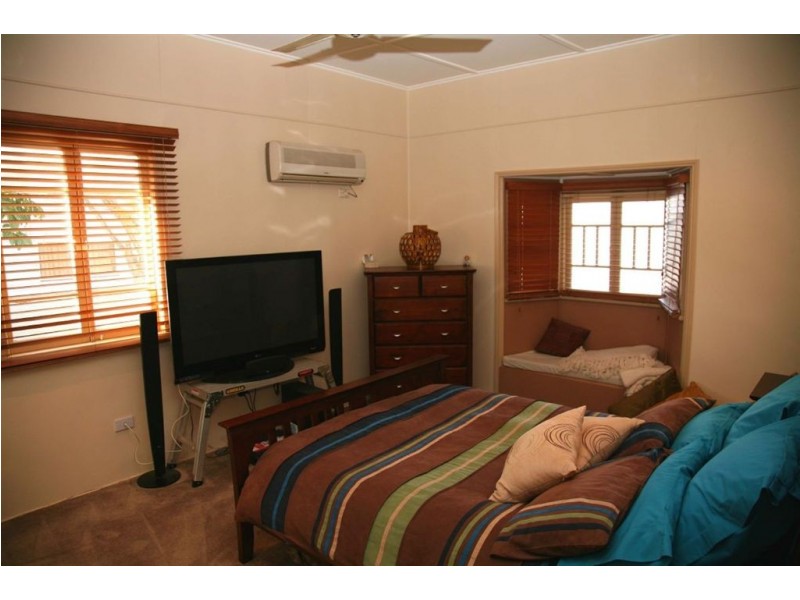 17 Richard Street, Maryborough QLD 4650