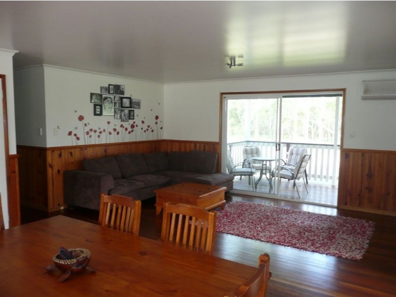 23561 Bruce Highway, Maryborough West QLD 4650