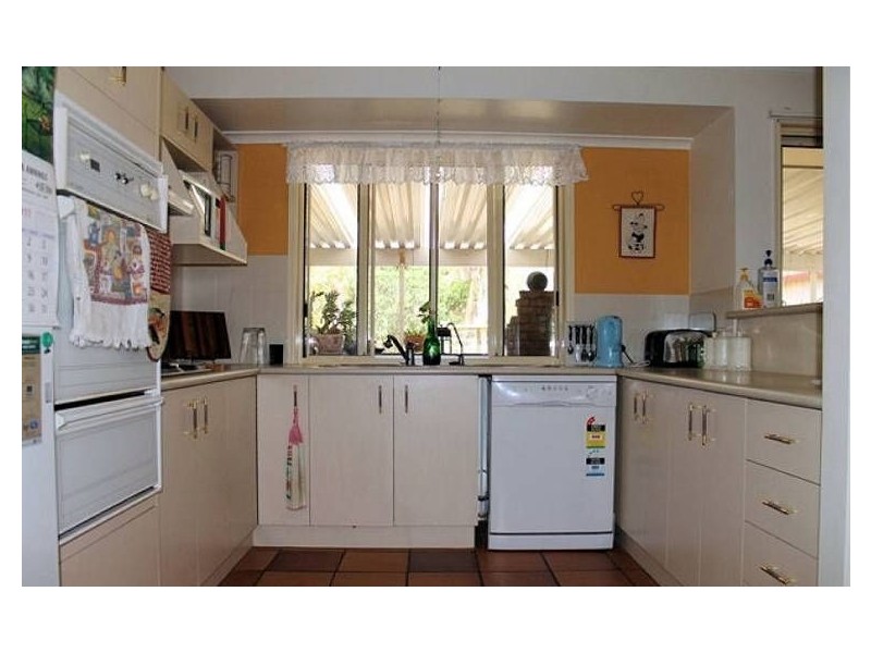 5 Koala Crescent, Tinana QLD 4650