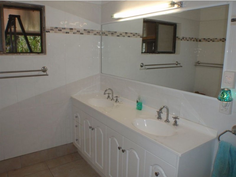 35 Craiglen Road, Tinana QLD 4650