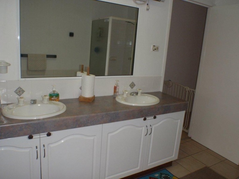 203 Bidwill Road, Granville QLD 4650