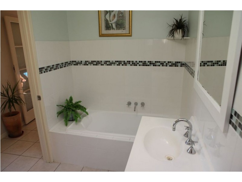 52 Fort Lane, Maryborough QLD 4650