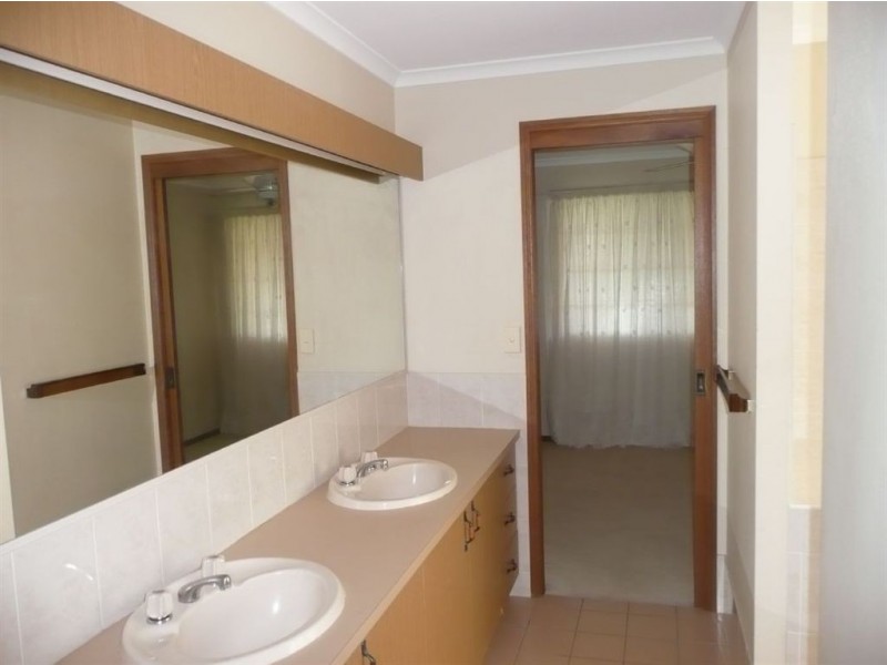 11 Treasure Street, Maryborough QLD 4650