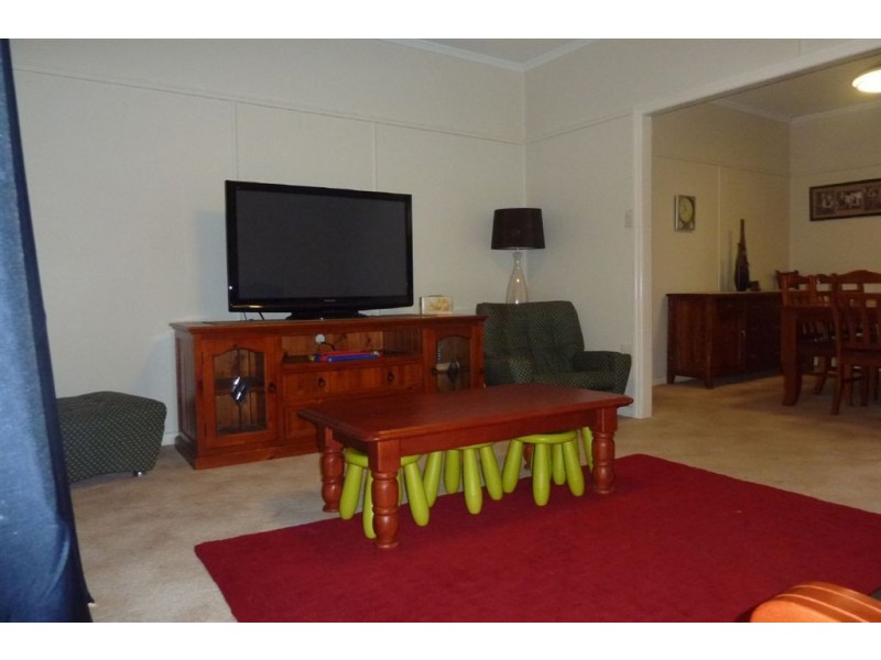 8 Stafford Street, Maryborough QLD 4650