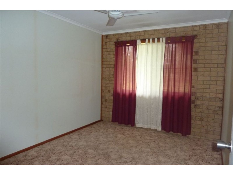 106 Old Bruce Highway, Owanyilla QLD 4650