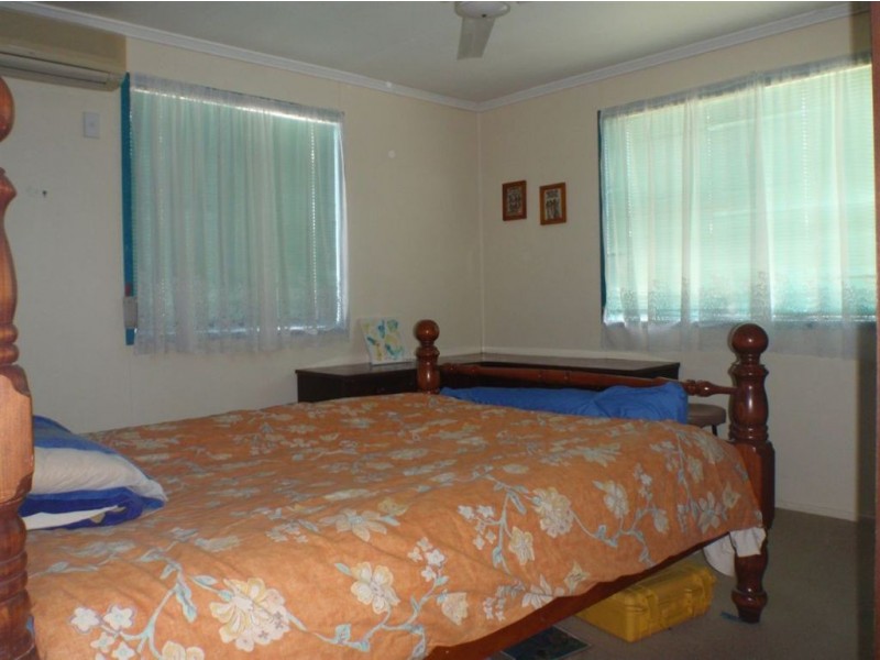 22 Hillcrest Avenue, Granville QLD 4650