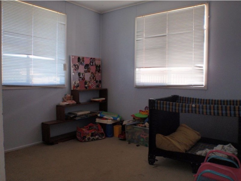 22 Hillcrest Avenue, Granville QLD 4650