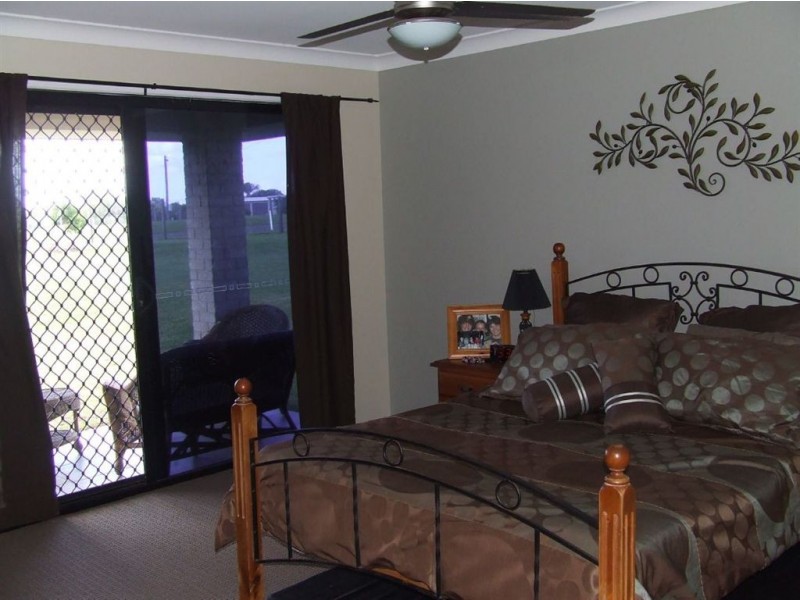 14 Louden Close, Yengarie QLD 4650